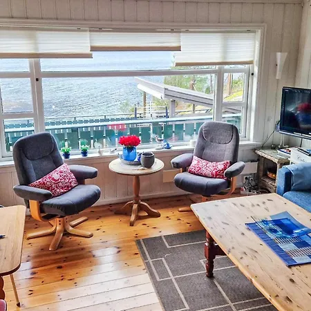 4 Person In Nyaraló Eidsvåg