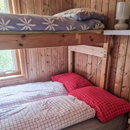 4 Person In Eidsvåg